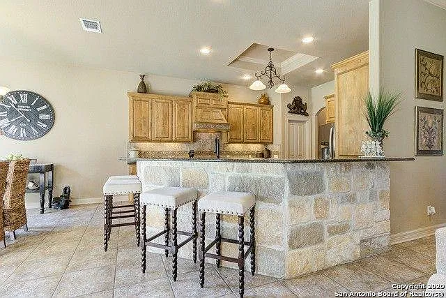 2921 River Way — Photo 3