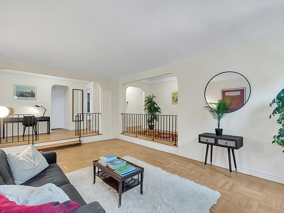 3rd image of 72 Orange St APT 3C