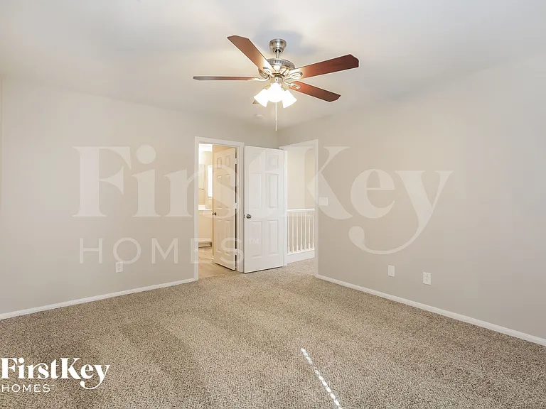 10219 Falling Needle Ave — Photo 7