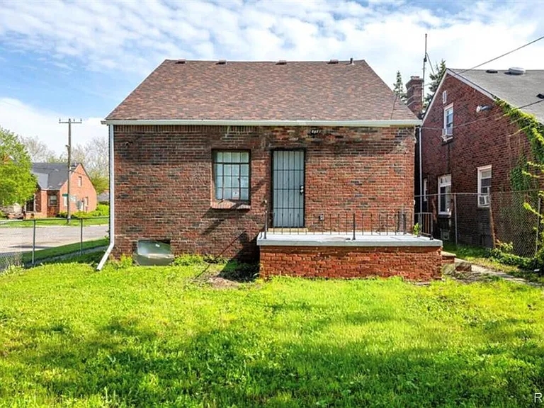 4000 Tyler St — Photo 28