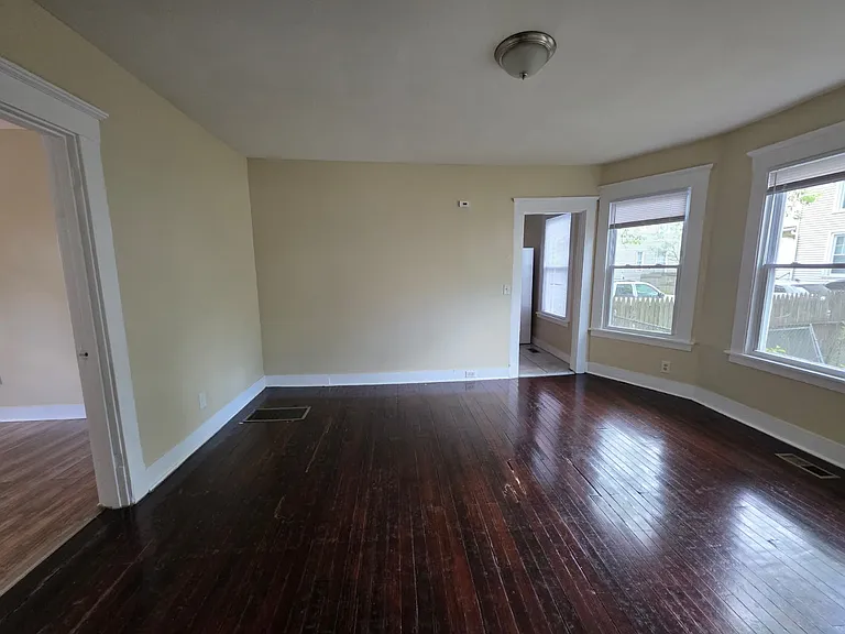 88 Dickerman St #1A — Photo 10