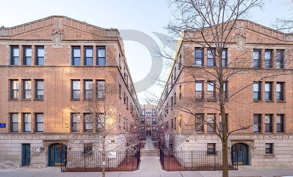 1st image of 815 W Cornelia Ave #821A112