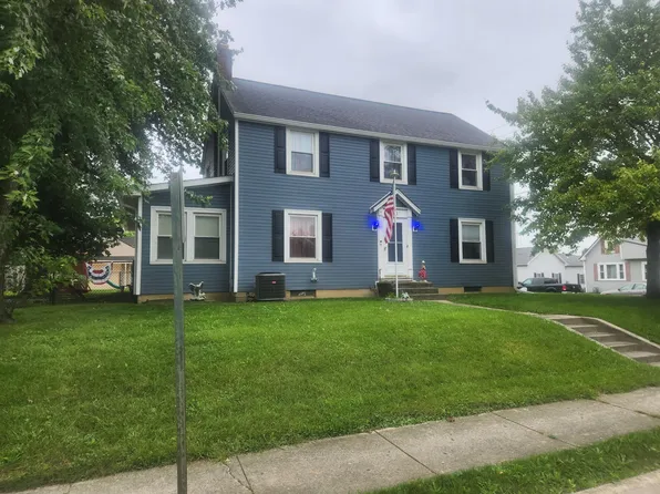 261 N Spruce St, Saint Marys, OH 45885