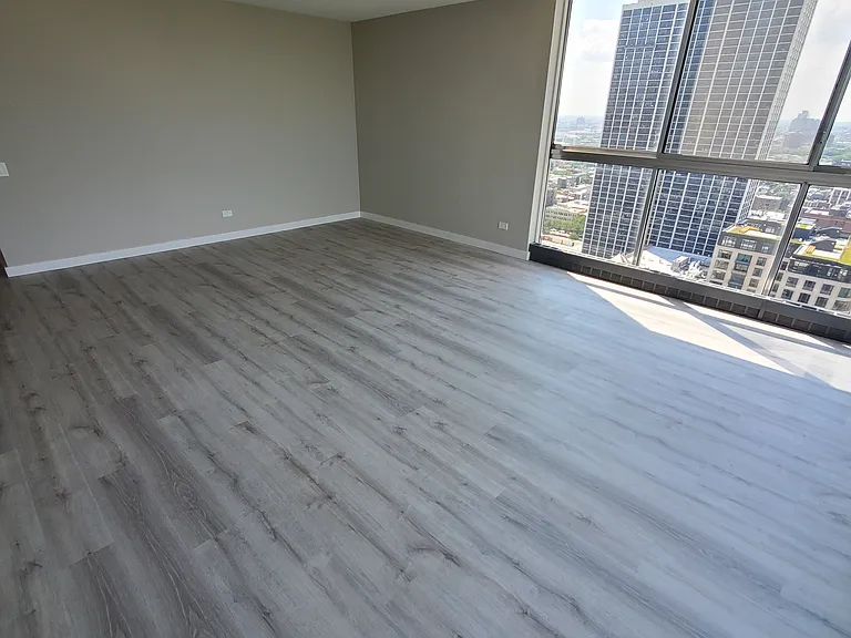 1555 N Dearborn Pkwy #27E — Photo 21