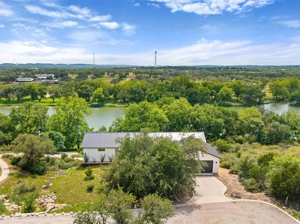 299 River Pl, Johnson City, TX 78636