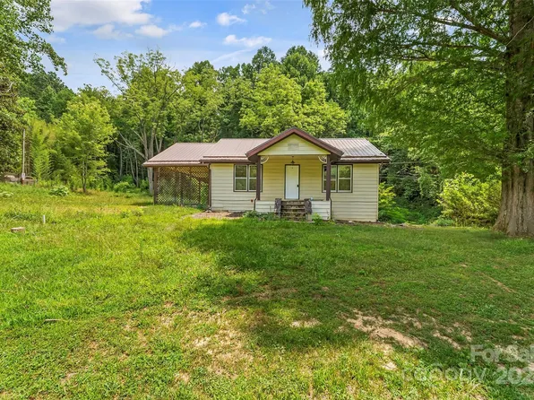 76 Ed Sneed Dr, Marion, NC 28752