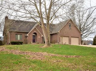 1575 Fox Dr, Martinsville, IN 46151