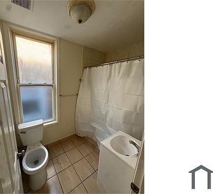 5th image of 7115 S Emerald Ave #2