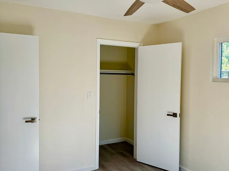9101 Creekford Dr #D — Photo 5