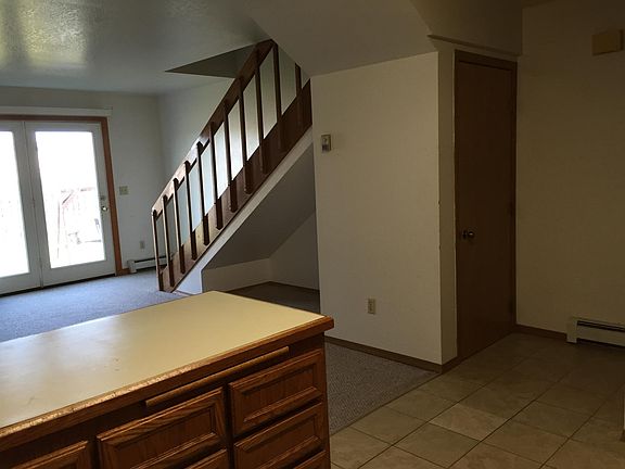 2nd image of 2812 S Barnette St APT 2