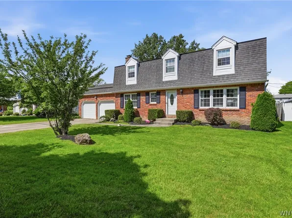 85 Heritage Rd E, Williamsville, NY 14221