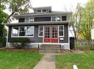 617 S Dodge St, Iowa City, IA 52240