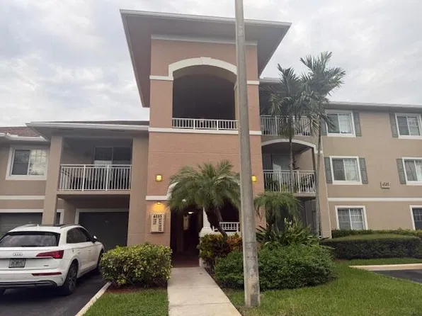 6505 Emerald Dunes Dr, West Palm Beach, FL