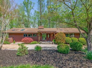 116 Chestnut Ridge Rd, Charlottesville, VA 22911