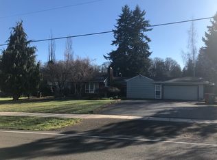 113 Eureka Ave, Silverton, OR 97381