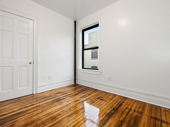 4th image of 715 W 180th St APT 54