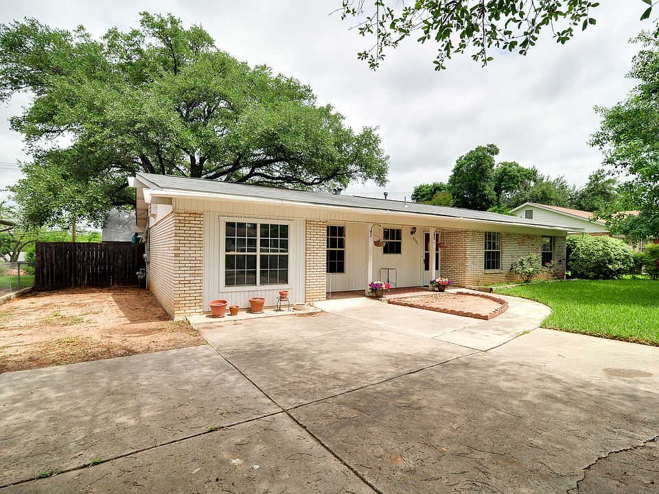 1st image of 4823 Chedder Dr