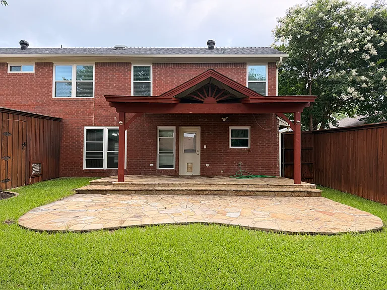 2210 Crystal Creek Ln — Photo 8