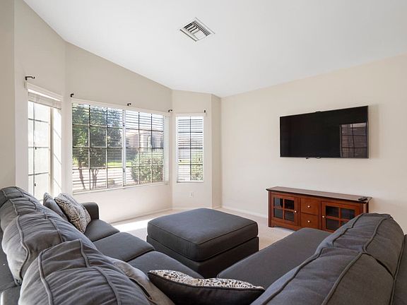 4th image of 15619 N 45th Pl #Id1245884p