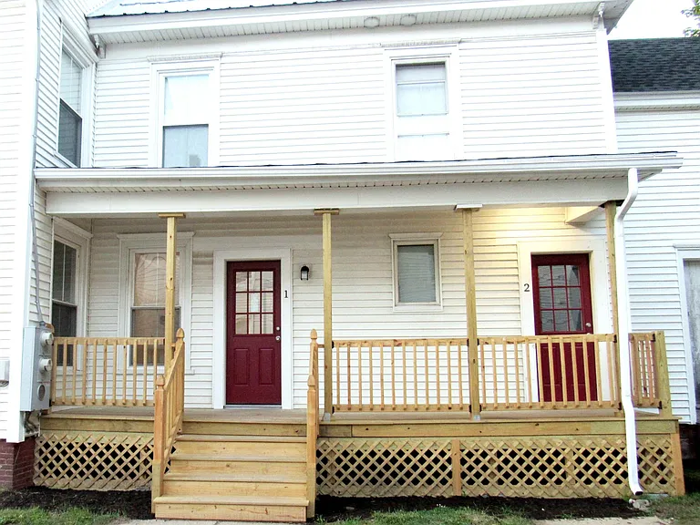 662 Lisbon St #1 — Photo 8