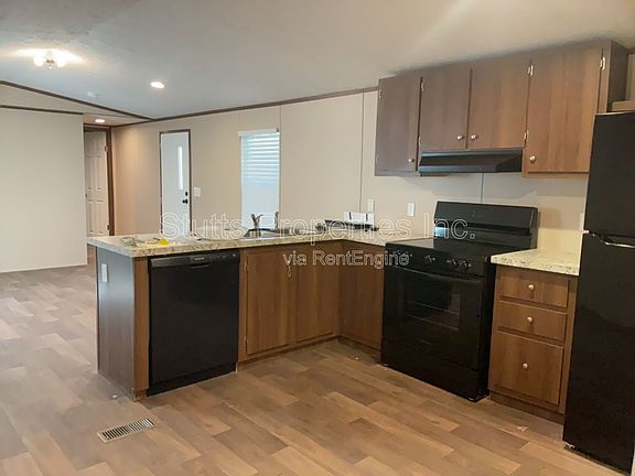4th image of 2295 River Rd #16