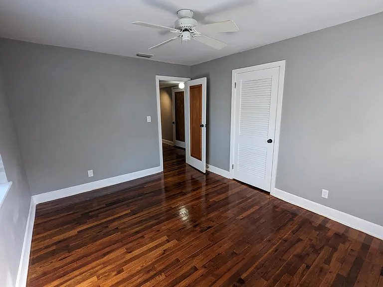 4925 2nd Avenue South - A (House) — Photo 13