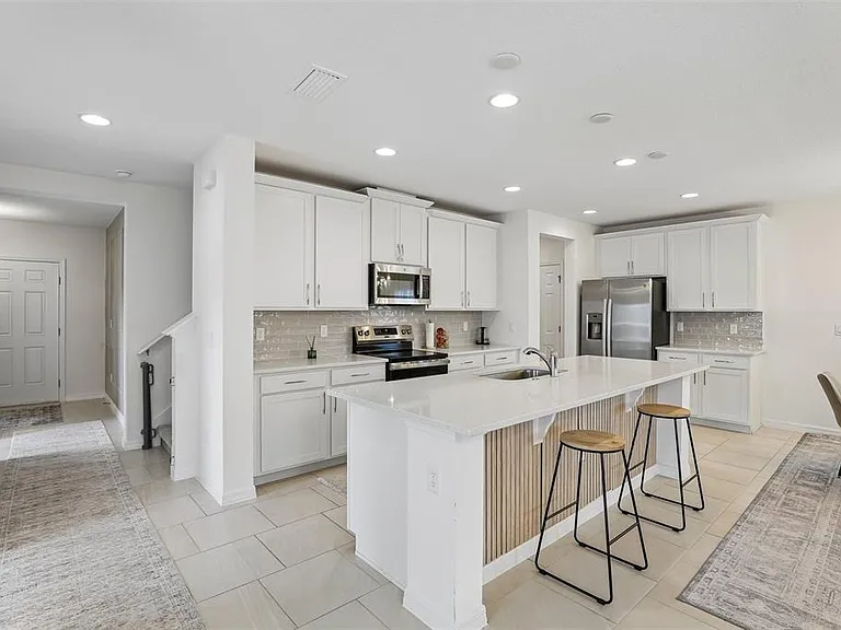 1581 Swan Swim Dr — Photo 7