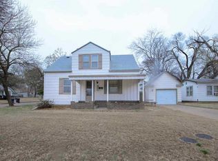 600 SE 5th St, Newton, KS 67114