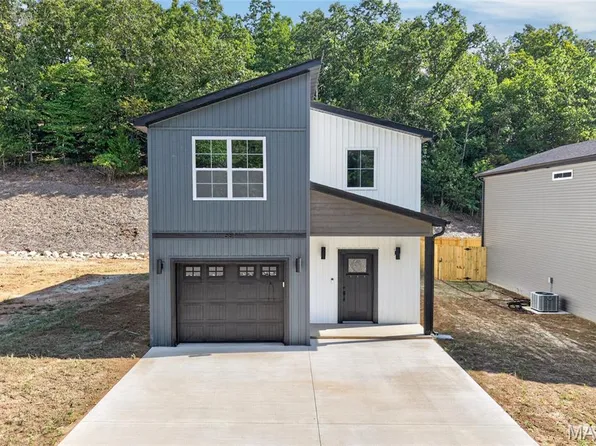 581 Russell Dr, Waynesville, MO 65583