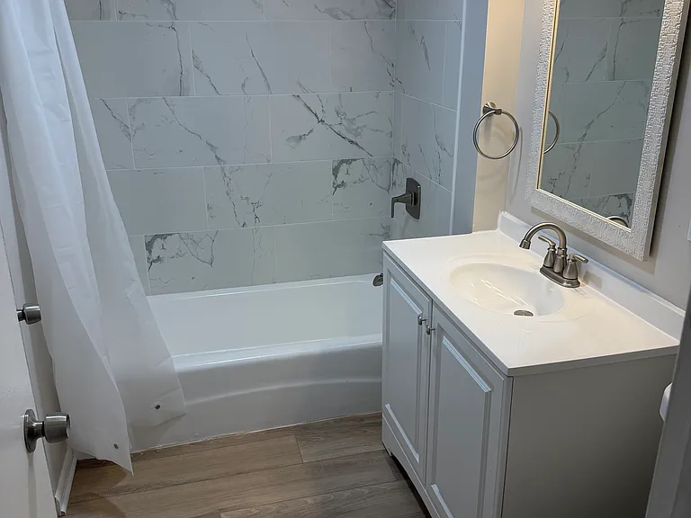 1000 Golf Rd — Photo 6