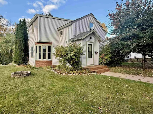 113 E Liberty St, Berlin, WI 54923