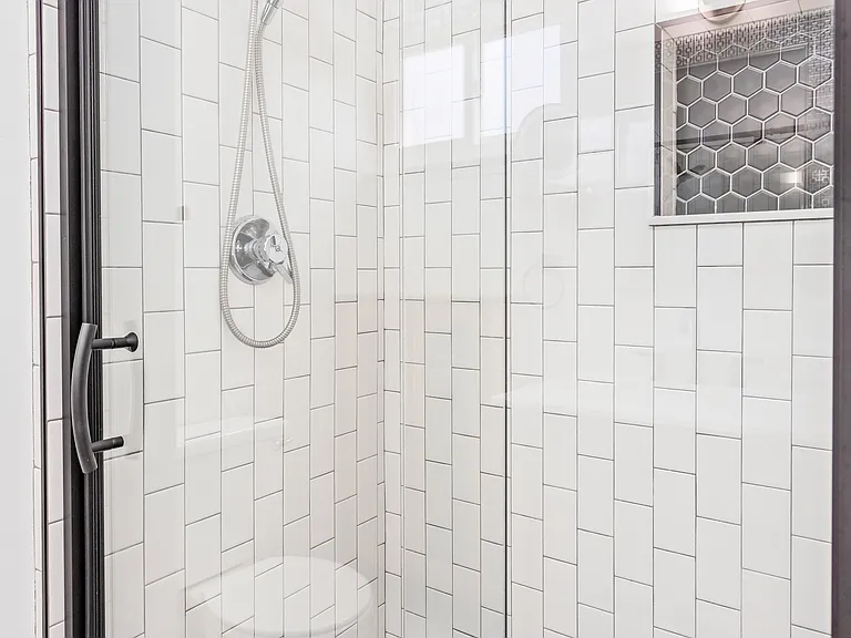 6207 Marlborough Dr — Photo 16