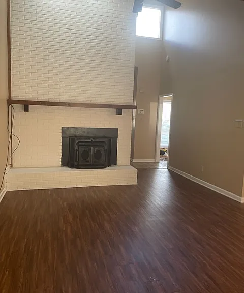 Living room with fireplace