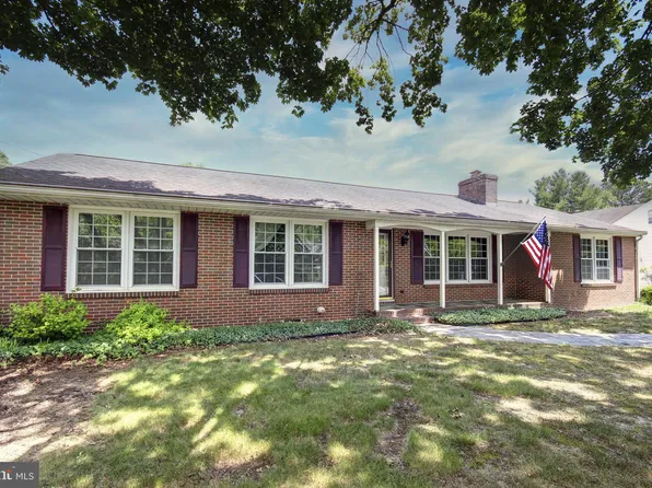 305 Wyman Dr, Salisbury, MD 21804