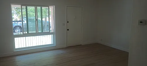 677 N Daniel Way Photo 1