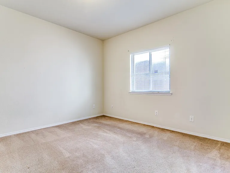 9400 Harrell Dr — Photo 18