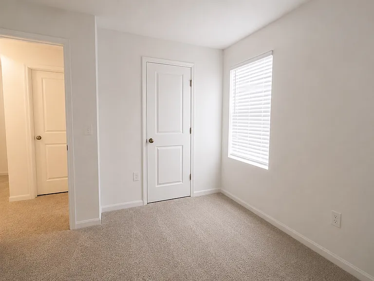 331 Madison Dr — Photo 27