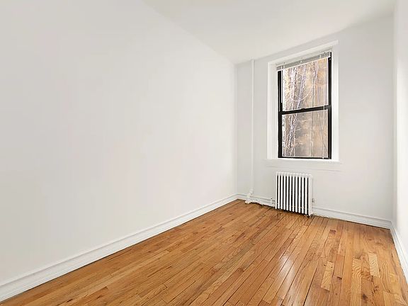 5th image of 149 Sullivan St APT 2B