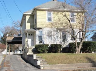 46 Finger St, Saugerties, NY 12477