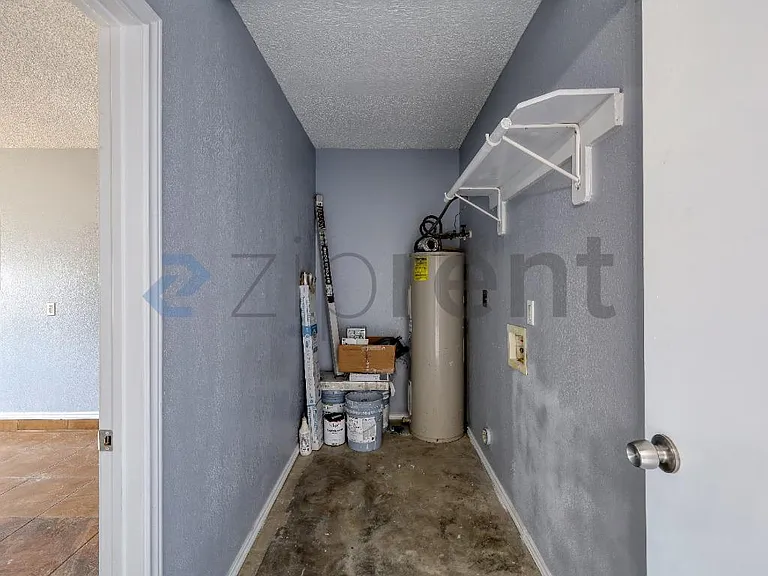 5011 Jason Dr — Photo 31