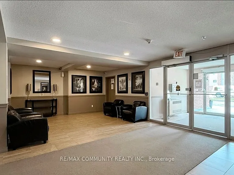 5225 Finch Ave E #423 — Photo 4