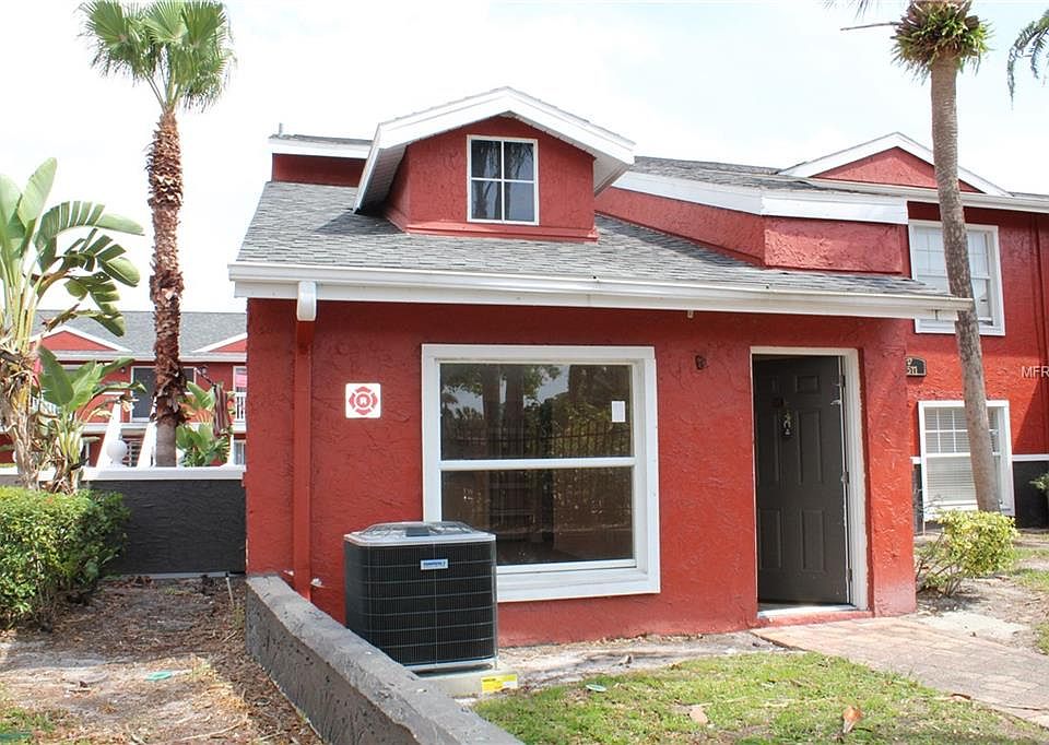 1st image of 8511 Lincoln Cove Dr APT 102A