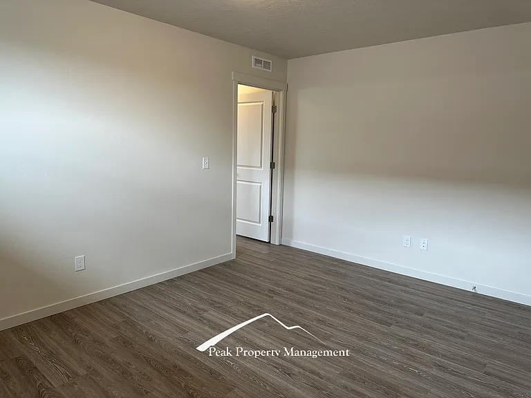 16548 N Franklin Blvd #16548 — Photo 11