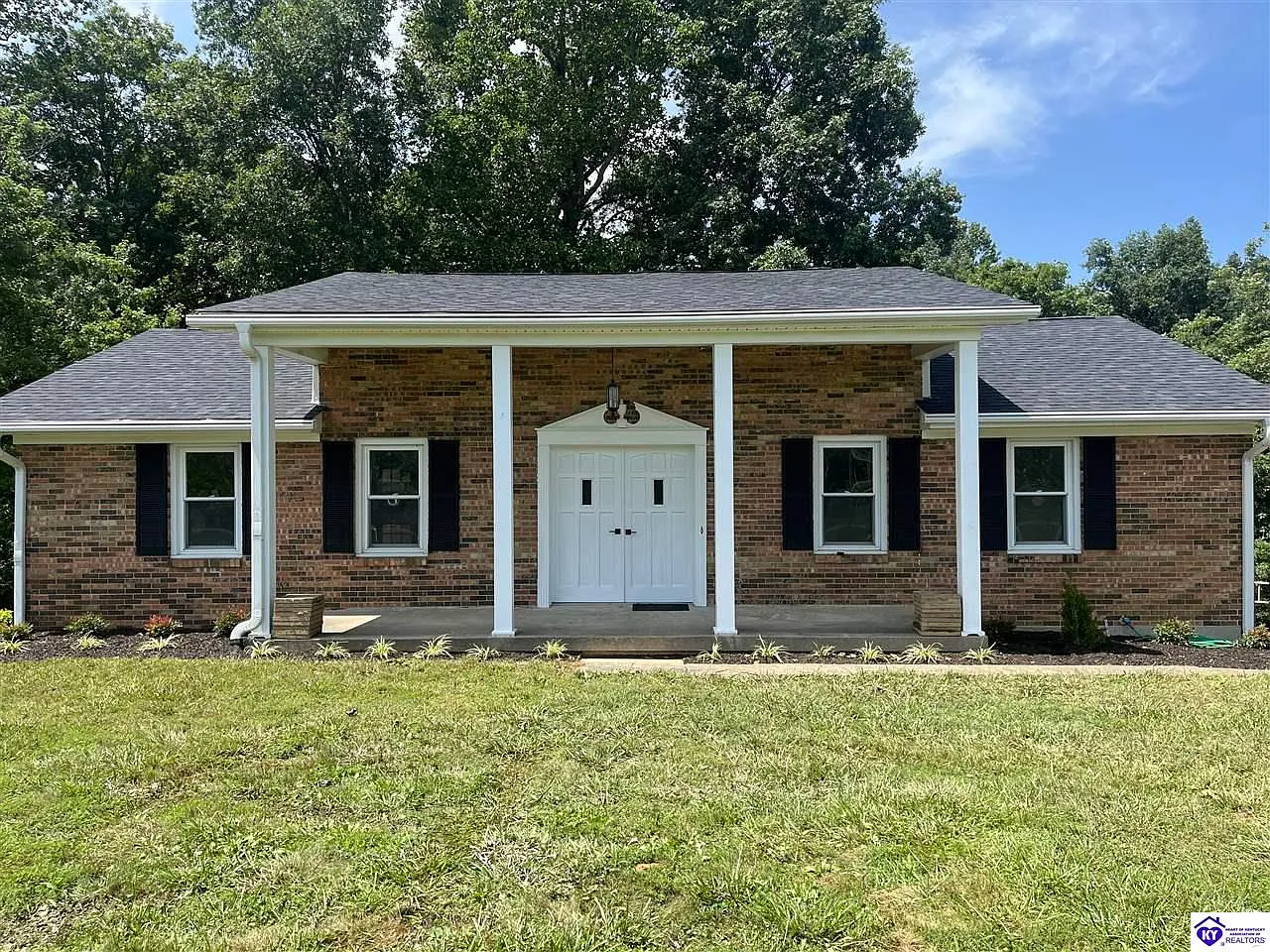 1821 Wooldridge Ferry Rd photo 1