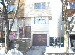 71 Mimosa Ln, Staten Island, NY 10312
