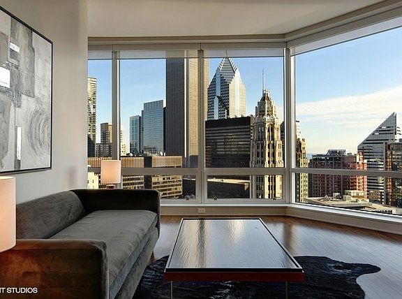 2nd image of 401 N Wabash Ave #P360
