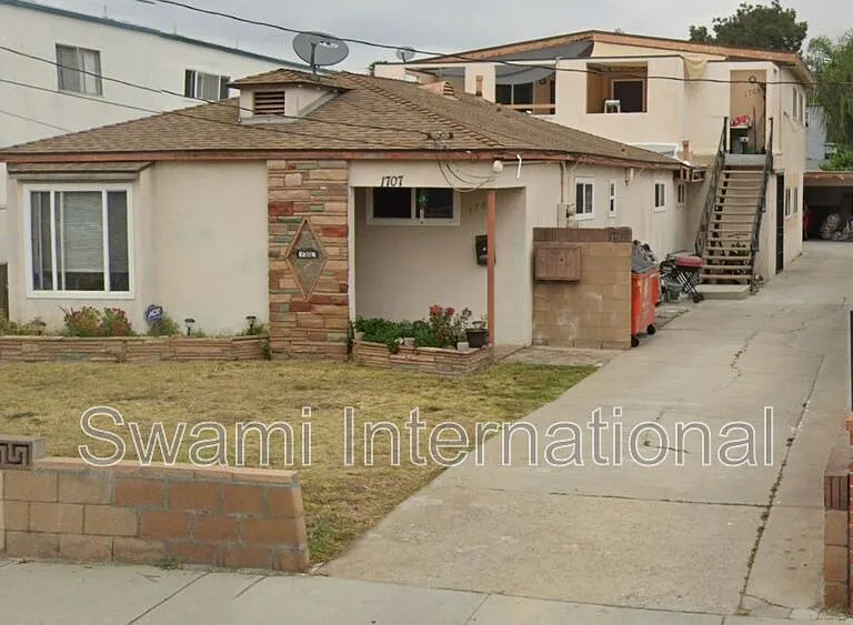 1709 W Marine Ave #1 — Photo 6