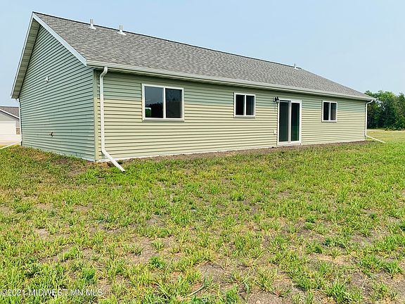 5th image of 302 Vigen Ln