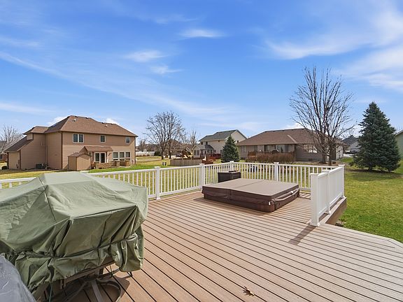5th image of 7610 Goodman Dr