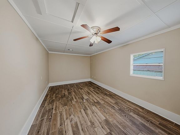 5th image of 21 Compass Point St